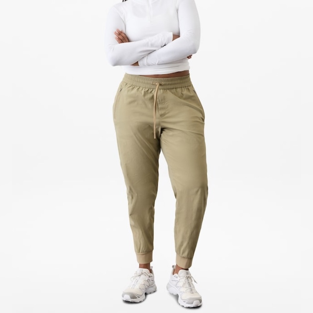 Athleta Trekkie Relaxed Mid-Rise Jogger in Flax (Tan)| Size: XL